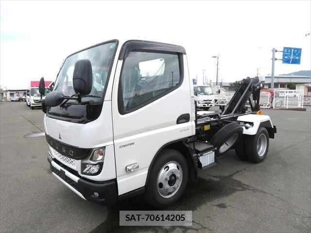 Mitsubishi CANTER 2024-11 5860932-25
