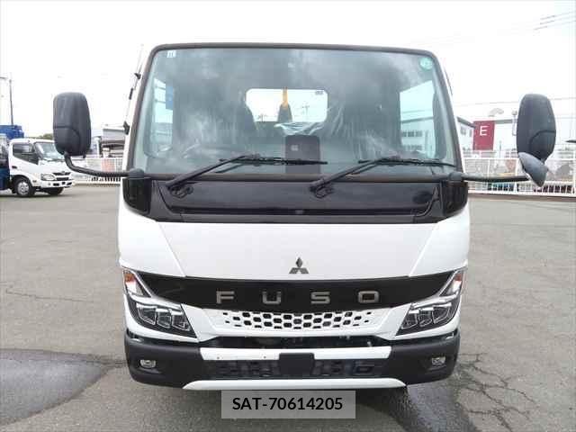 Mitsubishi CANTER 2024-11 5860932-2