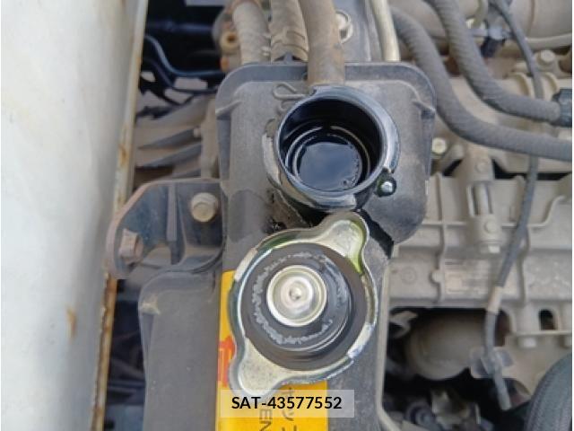 Mitsubishi CANTER 2013-11 5861058-19