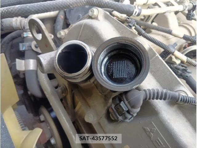 Mitsubishi CANTER 2013-11 5861058-20