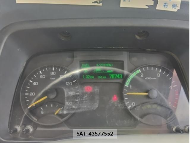 Mitsubishi CANTER 2013-11 5861058-27