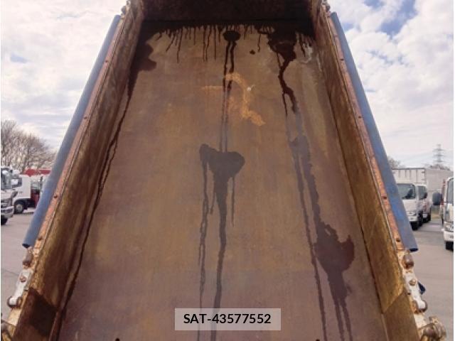 Mitsubishi CANTER 2013-11 5861058-8