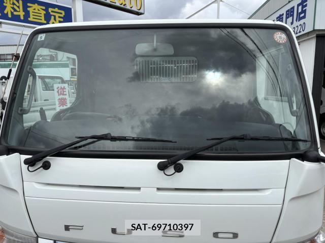Mitsubishi CANTER 2016-08 5861007-11