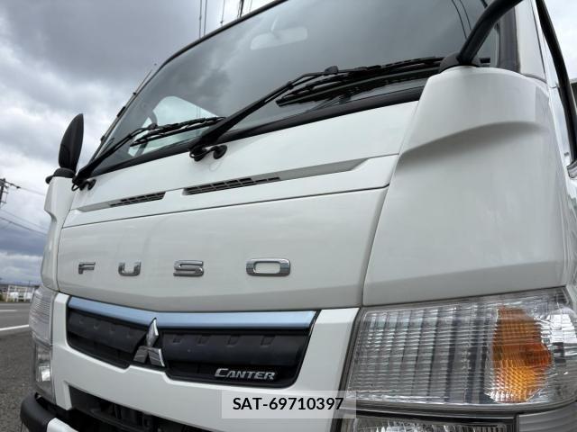 Mitsubishi CANTER 2016-08 5861007-15