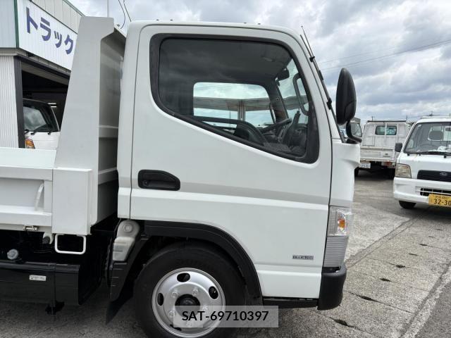 Mitsubishi CANTER 2016-08 5861007-22