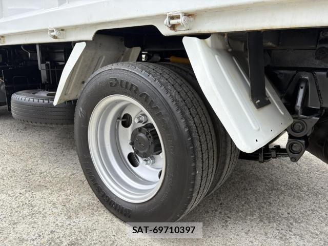 Mitsubishi CANTER 2016-08 5861007-29