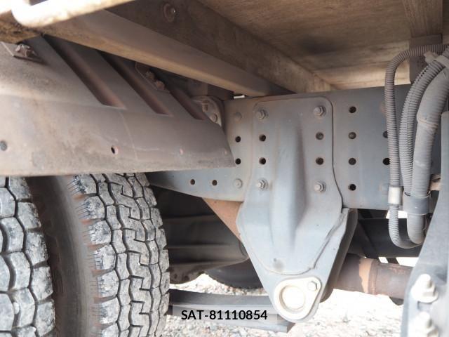 Mitsubishi CANTER 2015-09 5861116-17