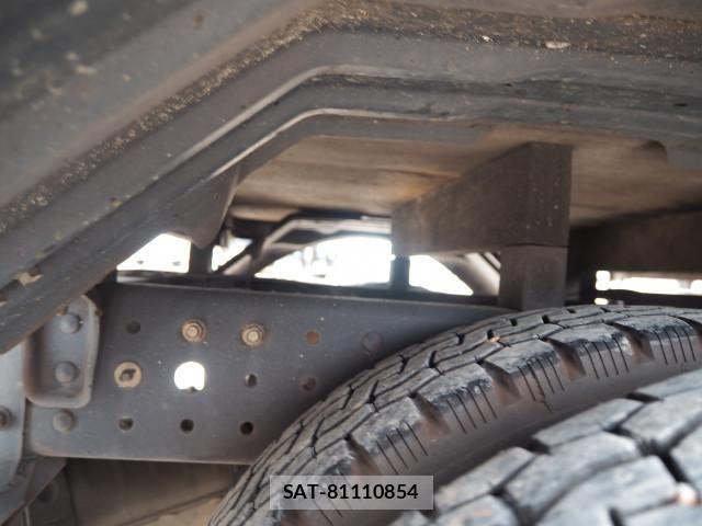 Mitsubishi CANTER 2015-09 5861116-19