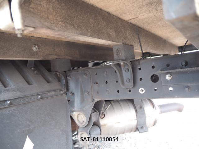 Mitsubishi CANTER 2015-09 5861116-23