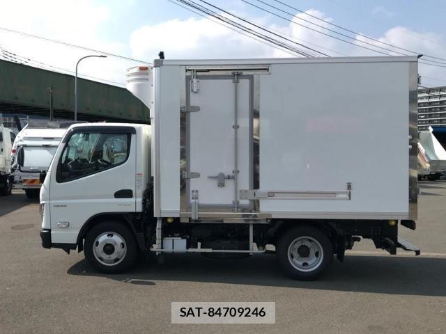 Mitsubishi CANTER 2024-11 5861126-4