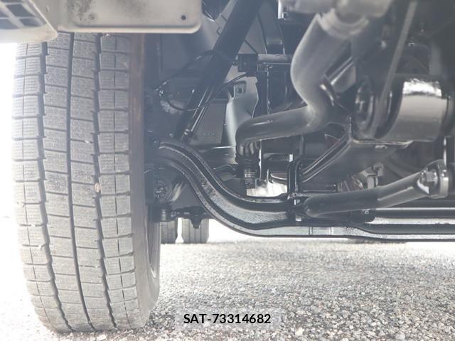 Mitsubishi CANTER 2018-12 5861001-23