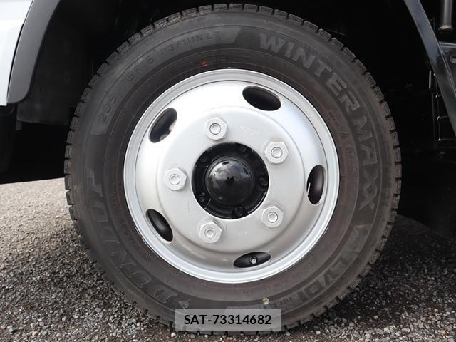 Mitsubishi CANTER 2018-12 5861001-25