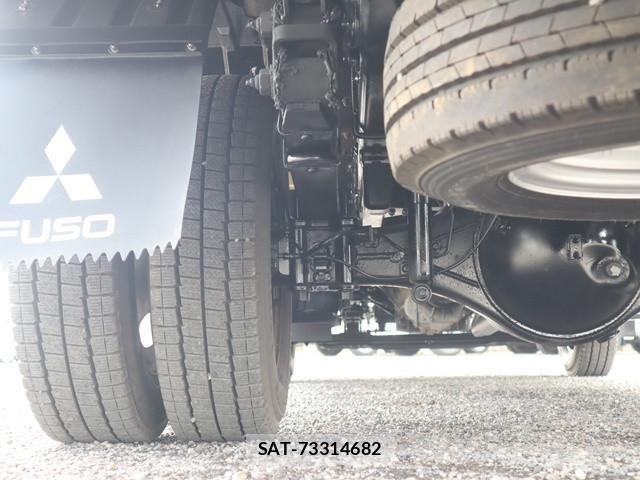 Mitsubishi CANTER 2018-12 5861001-27