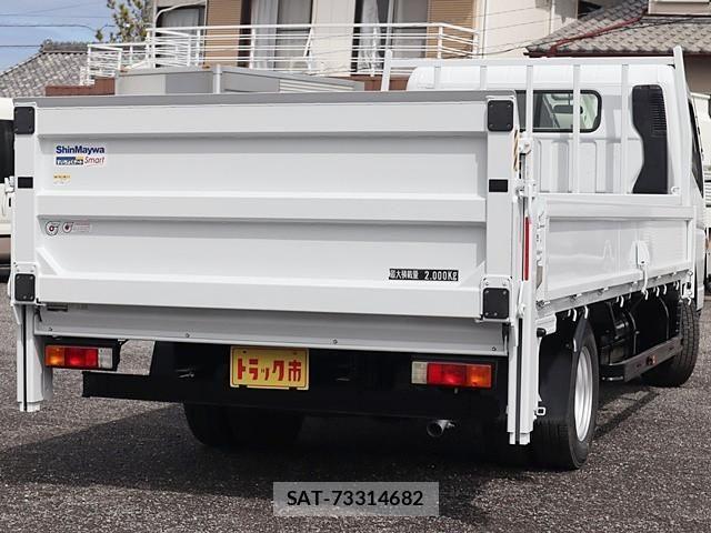 Mitsubishi CANTER 2018-12 5861001-4