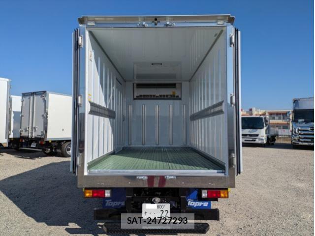 Mitsubishi CANTER 2025-06 5860930-3