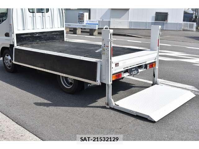 Mitsubishi CANTER 2019-04 5861046-9