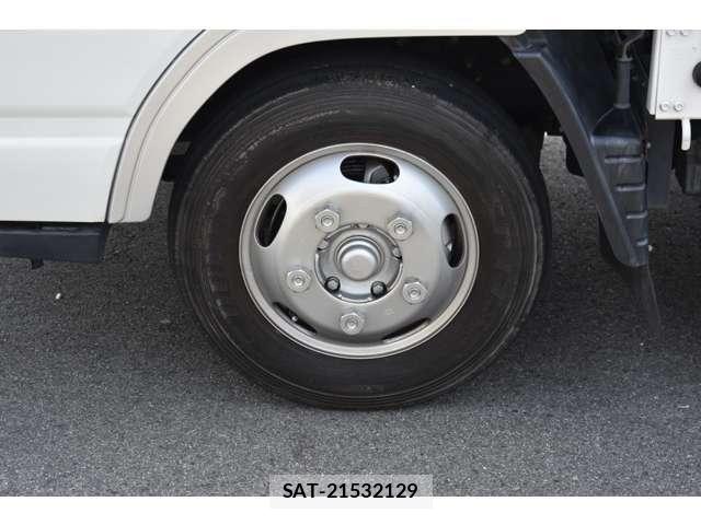 Mitsubishi CANTER 2019-04 5861046-17