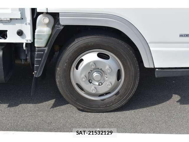 Mitsubishi CANTER 2019-04 5861046-19