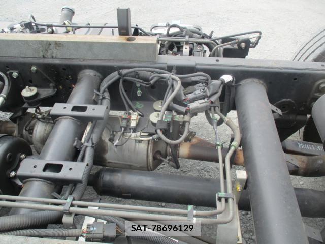 Mitsubishi CANTER 2015-08 5861023-17