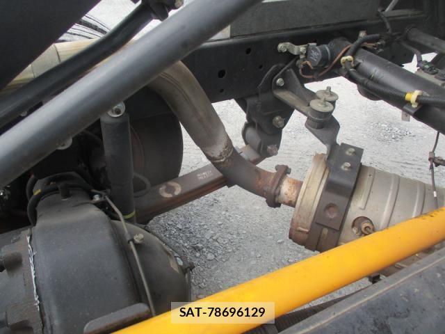Mitsubishi CANTER 2015-08 5861023-18