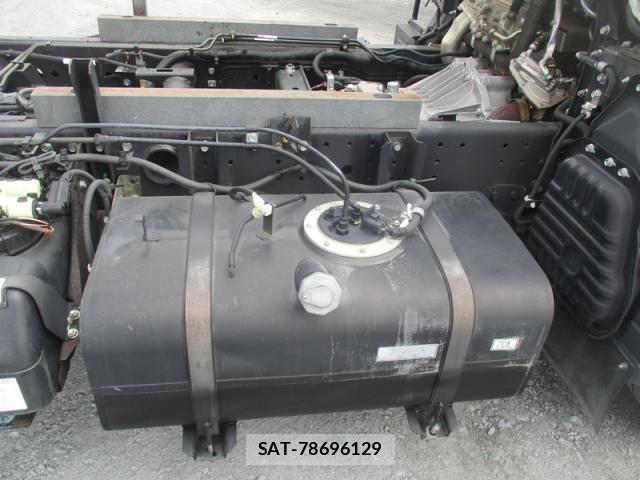 Mitsubishi CANTER 2015-08 5861023-21