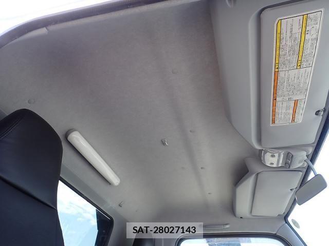Mitsubishi CANTER 2019-07 5860936-13