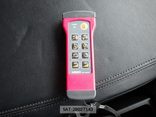 Mitsubishi CANTER 2019-07 5860936-17