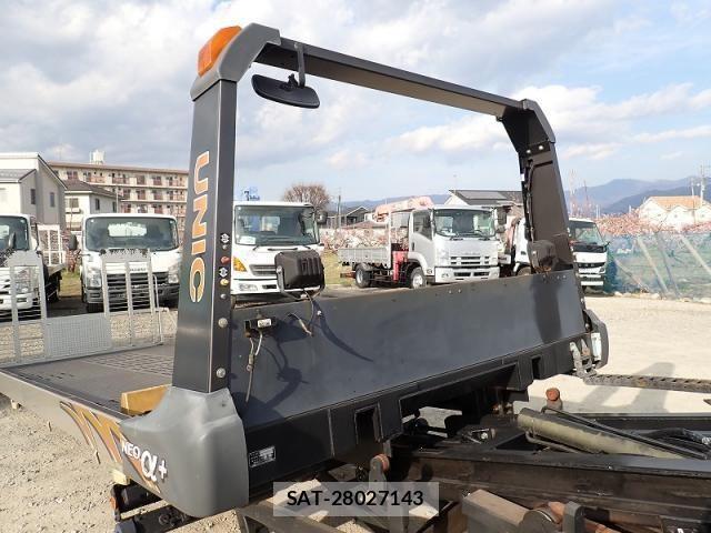 Mitsubishi CANTER 2019-07 5860936-18