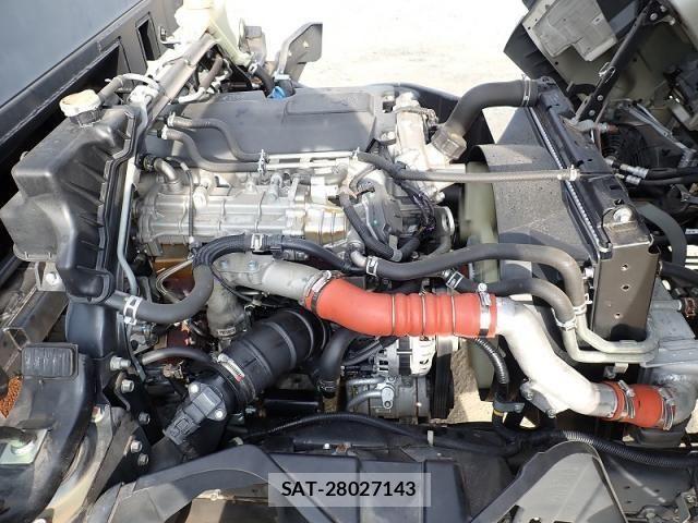 Mitsubishi CANTER 2019-07 5860936-23