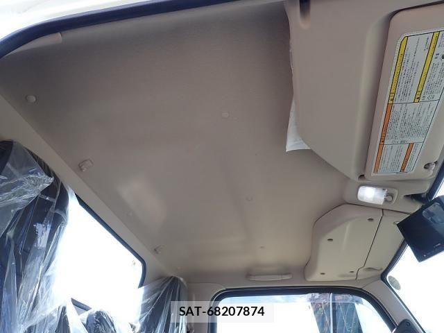 Mitsubishi CANTER 2024-11 5860934-9