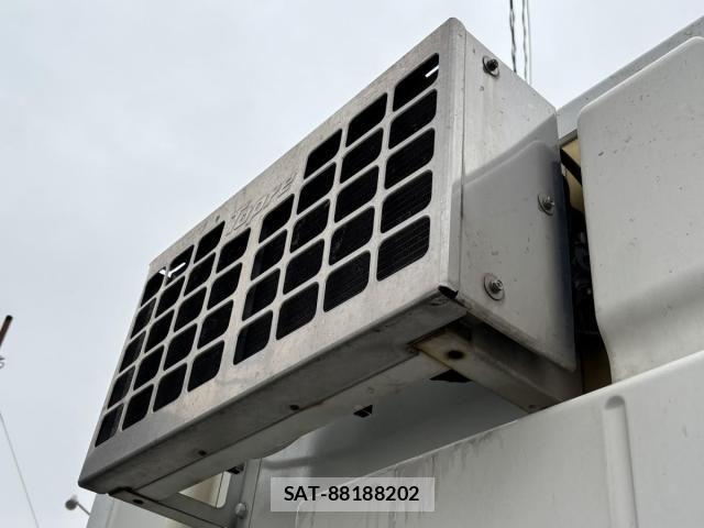 Mitsubishi CANTER 2018-11 5861033-10