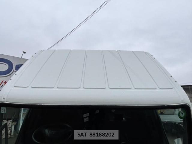 Mitsubishi CANTER 2018-11 5861033-25
