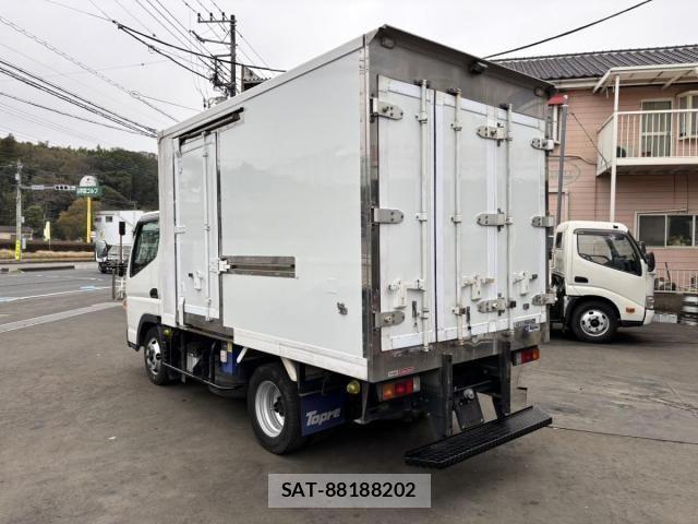 Mitsubishi CANTER 2018-11 5861033-6