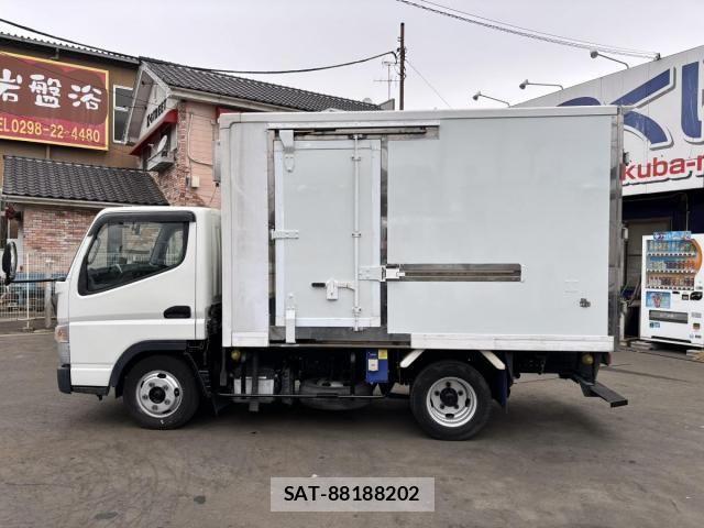Mitsubishi CANTER 2018-11 5861033-7