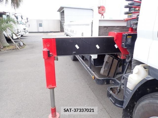 Mitsubishi CANTER 2020-03 5860945-10
