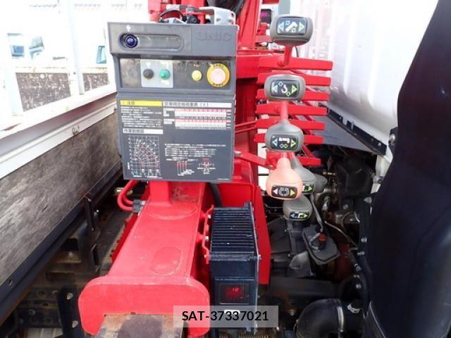 Mitsubishi CANTER 2020-03 5860945-16
