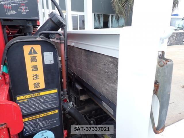 Mitsubishi CANTER 2020-03 5860945-20