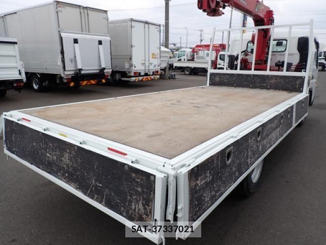 Mitsubishi CANTER 2020-03 5860945-25