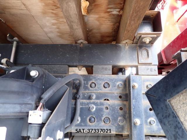 Mitsubishi CANTER 2020-03 5860945-28