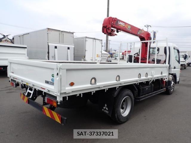 Mitsubishi CANTER 2020-03 5860945-4