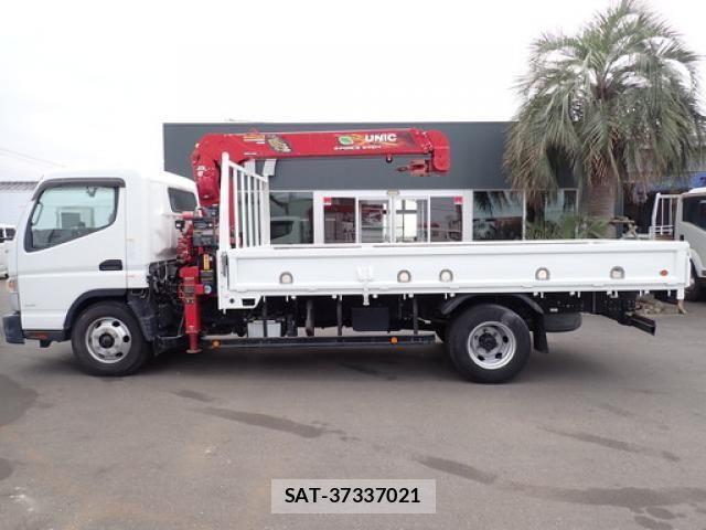Mitsubishi CANTER 2020-03 5860945-7