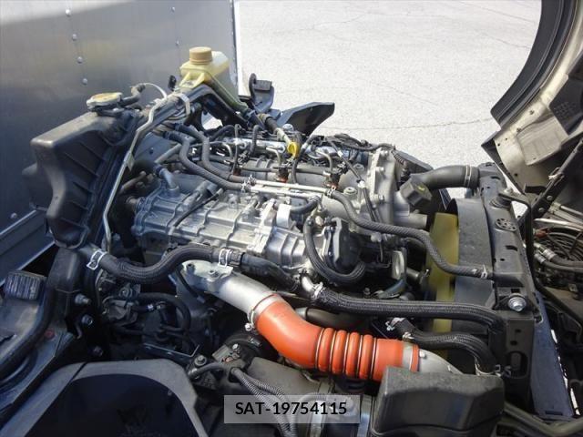 Mitsubishi CANTER 2013-07 5861031-23