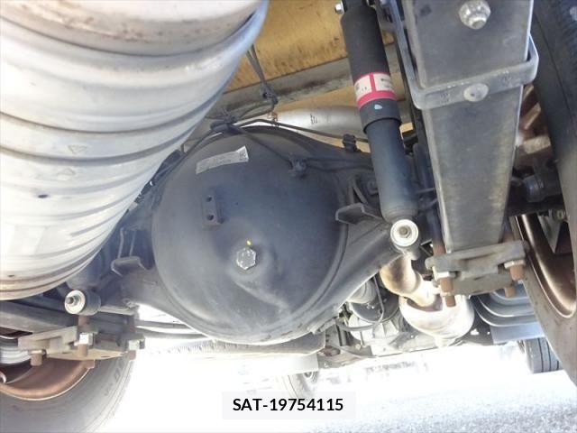 Mitsubishi CANTER 2013-07 5861031-8