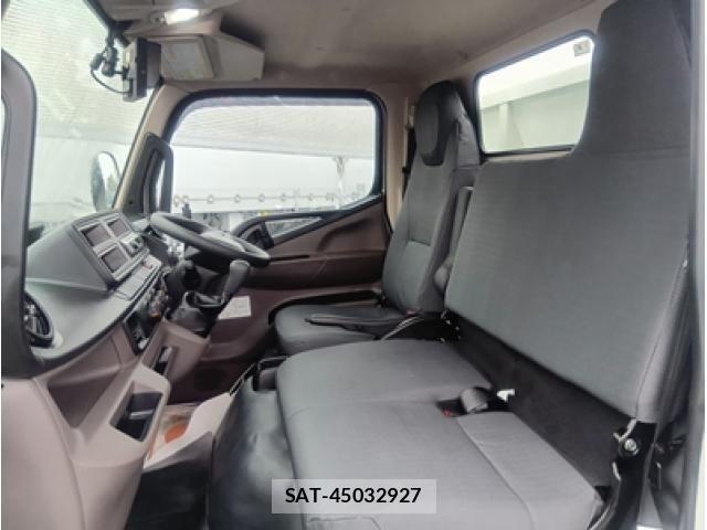 Mitsubishi CANTER 2025-11 5860937-23