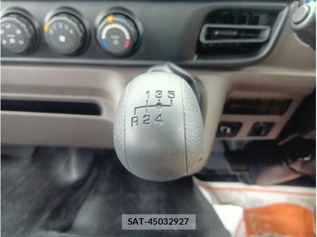 Mitsubishi CANTER 2025-11 5860937-27