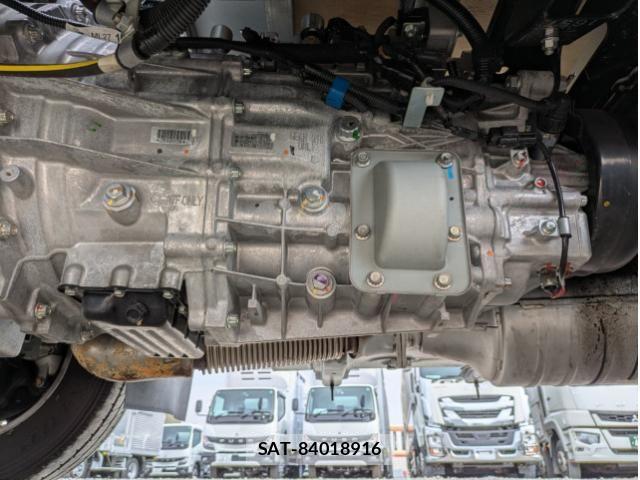 Mitsubishi CANTER 2025-05 5860940-25
