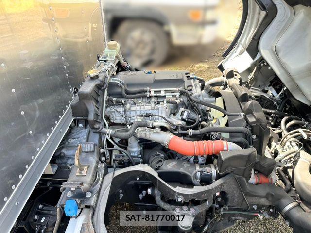 Mitsubishi CANTER 2024-04 5860951-13