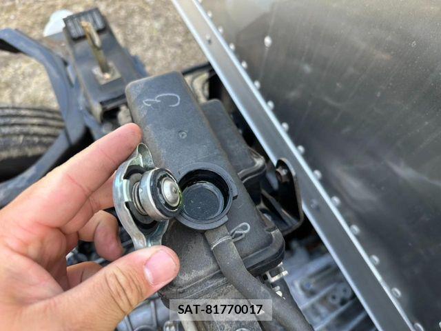 Mitsubishi CANTER 2024-04 5860951-24
