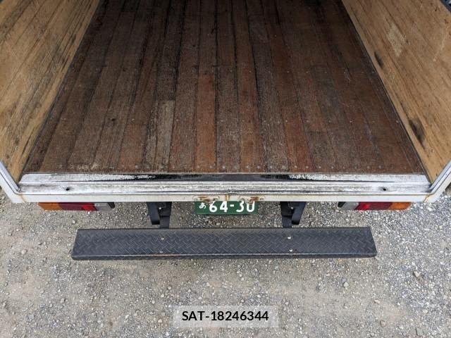Mitsubishi CANTER 2021-02 5861105-9