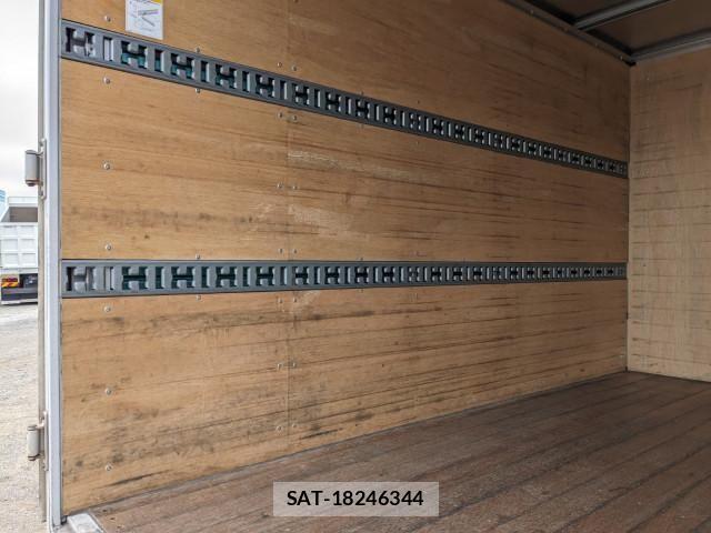 Mitsubishi CANTER 2021-02 5861105-18